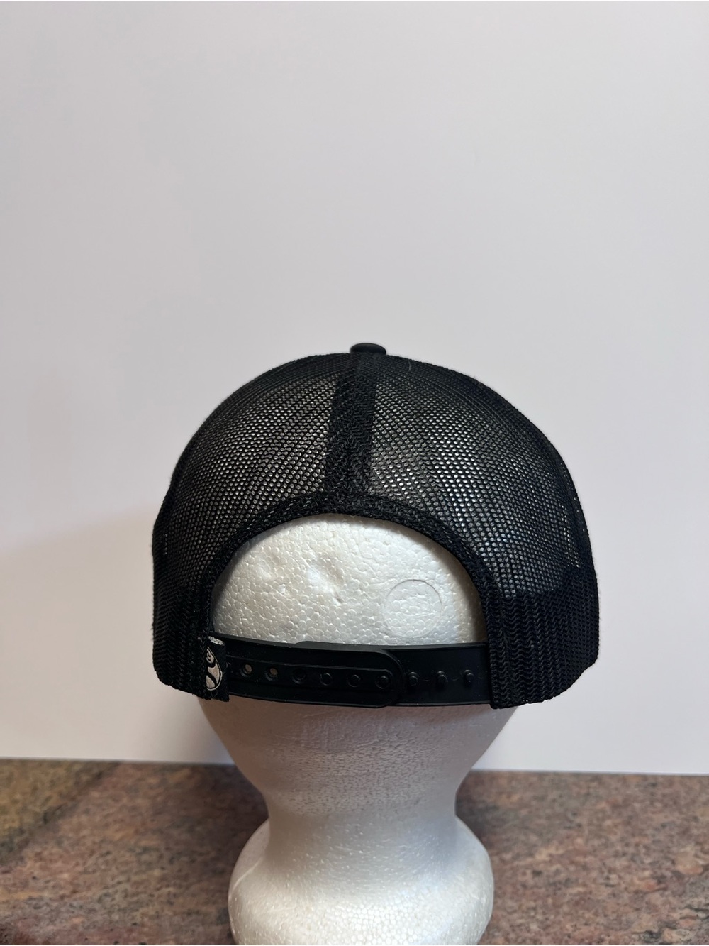 Hat interior - Picture 3 of 4